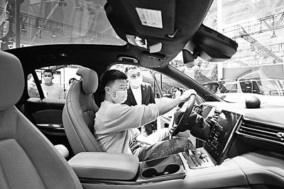 市場銷售火，漲價何時休？探尋新能源汽車市場走勢